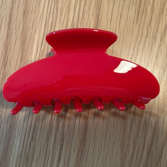 Parke Claw Clip Crimson Red NWT - Picture 7 of 9
